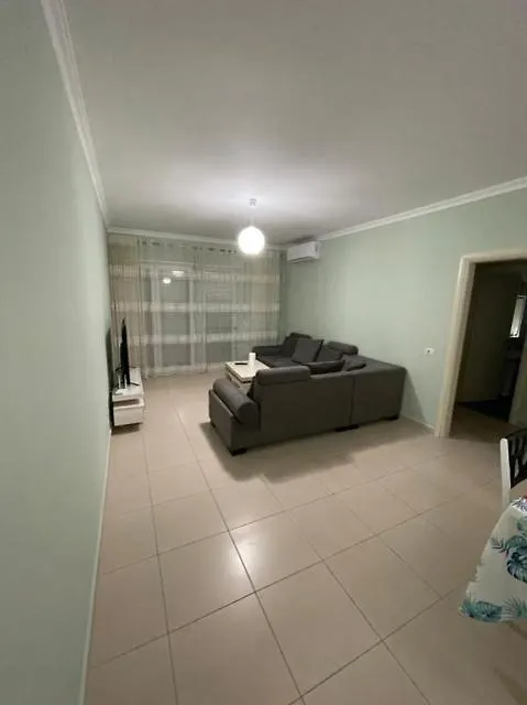 Aparthotel Private 3 Bedrooms Grand Europa Resort Velipojë