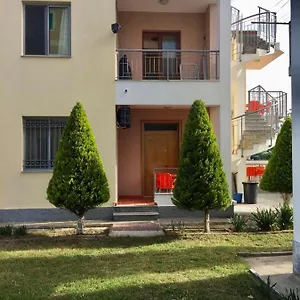 Shyqi Apartment