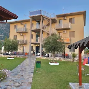 Vila Hotel Velipojë